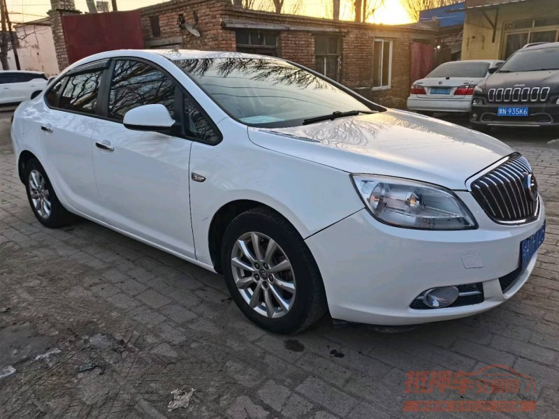 保定15年别克英朗GT3