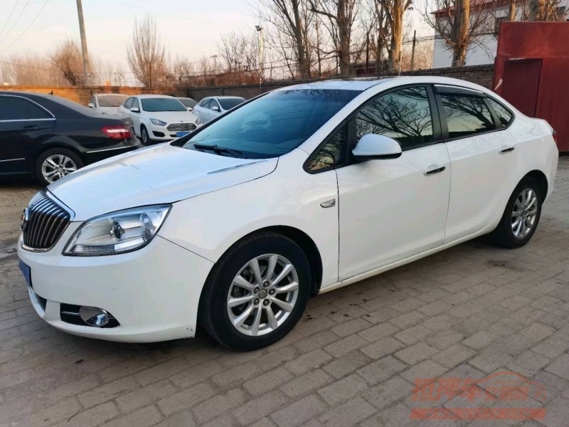 保定15年别克英朗GT2