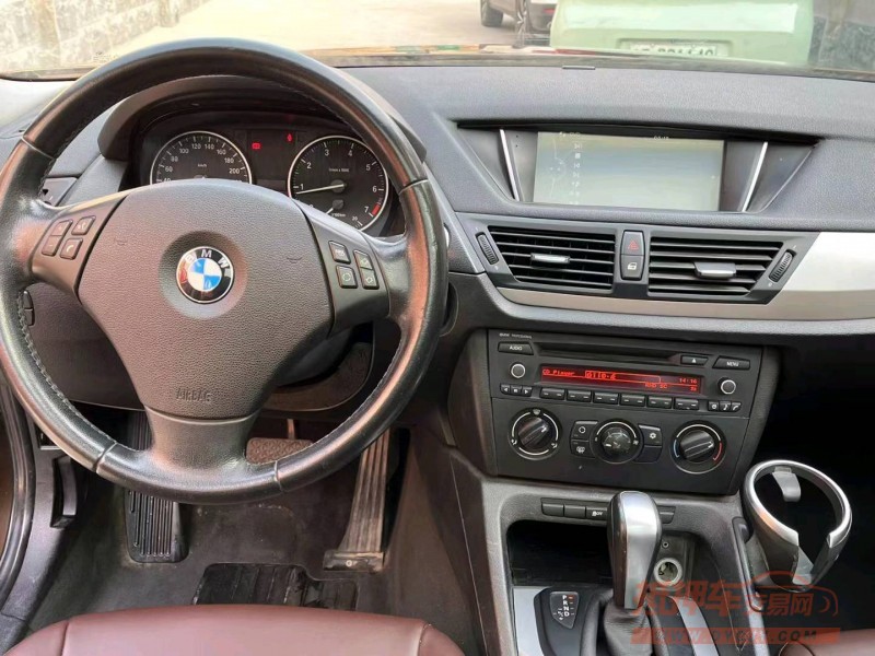 保定12年宝马X19