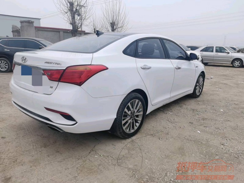 保定17年现代名图1