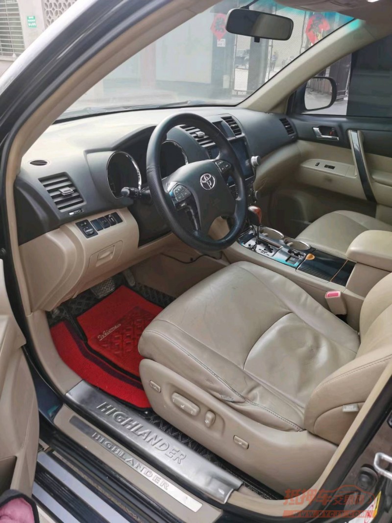 保定11年丰田汉兰达4