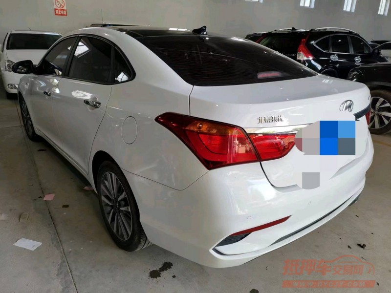 邯郸19年现代名图4