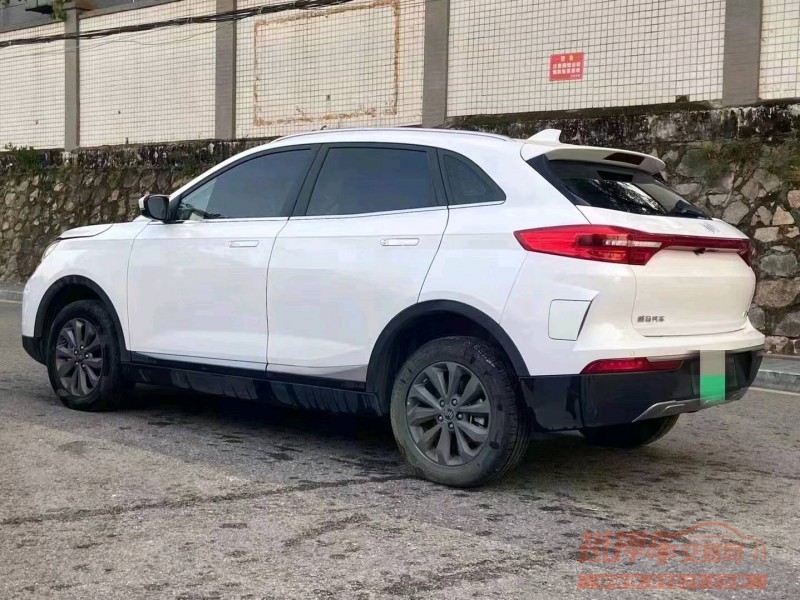 武汉21年威马汽车EX-55