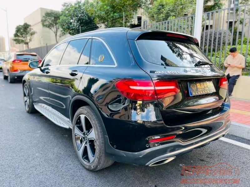 东莞19年奔驰GLC7