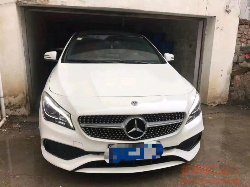 武汉17年奔驰CLA1