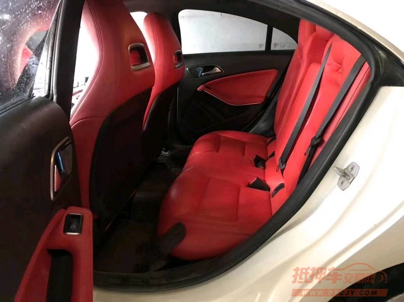 武汉17年奔驰CLA4