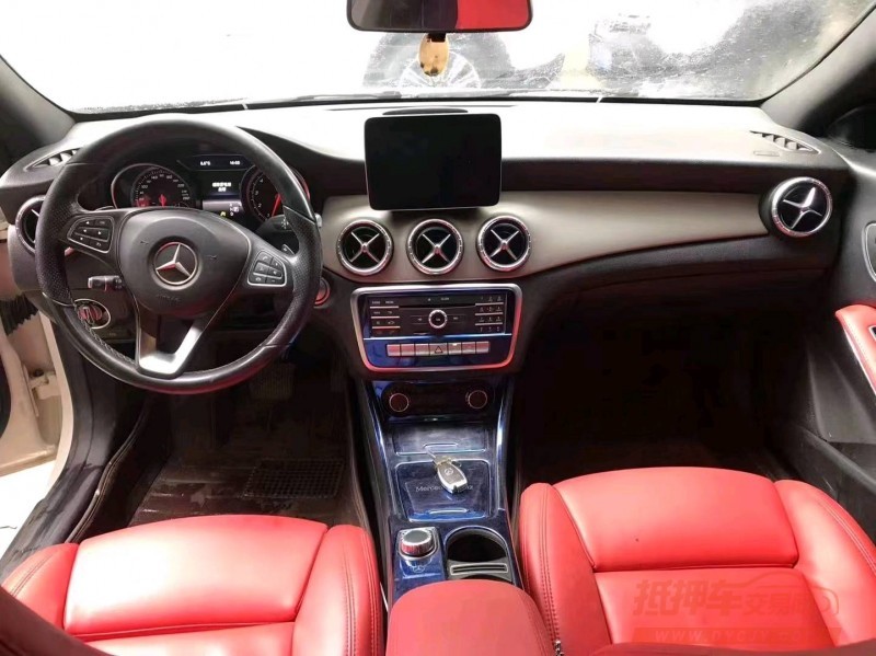 武汉17年奔驰CLA6