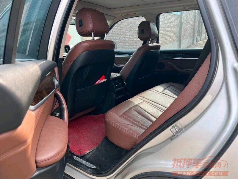 济南14年宝马X56
