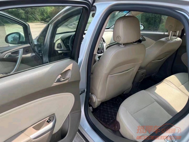 枣庄11年别克英朗4