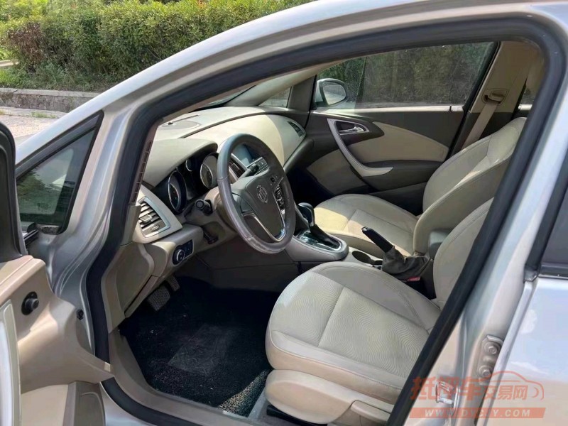 枣庄11年别克英朗7