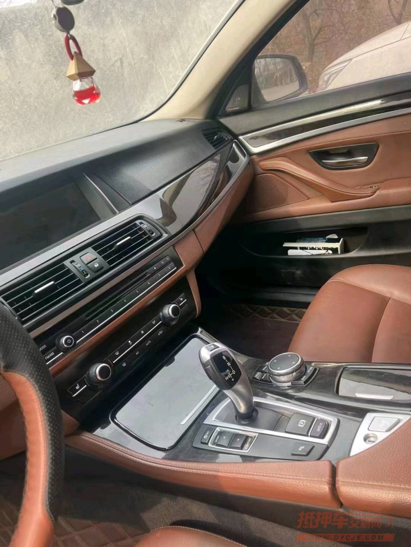 济南15年宝马5系3