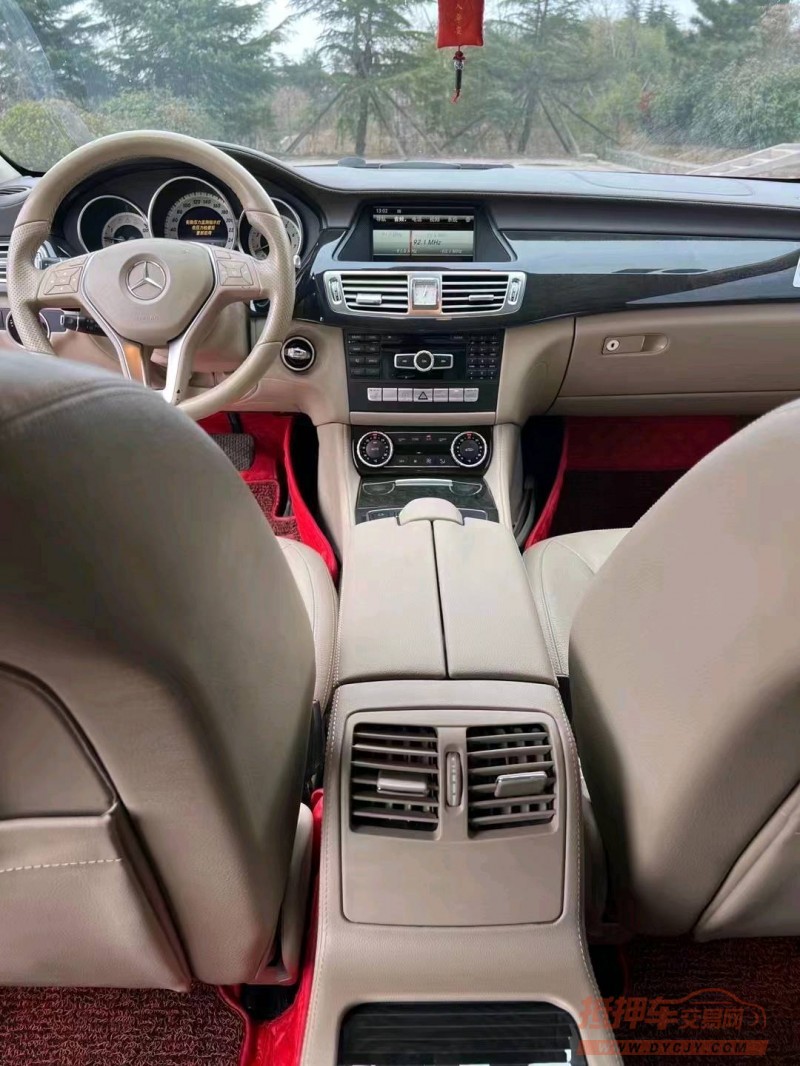 枣庄13年奔驰CLS4