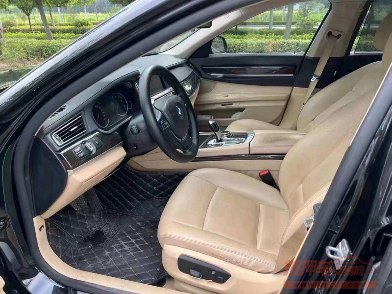 济宁15年宝马7系5