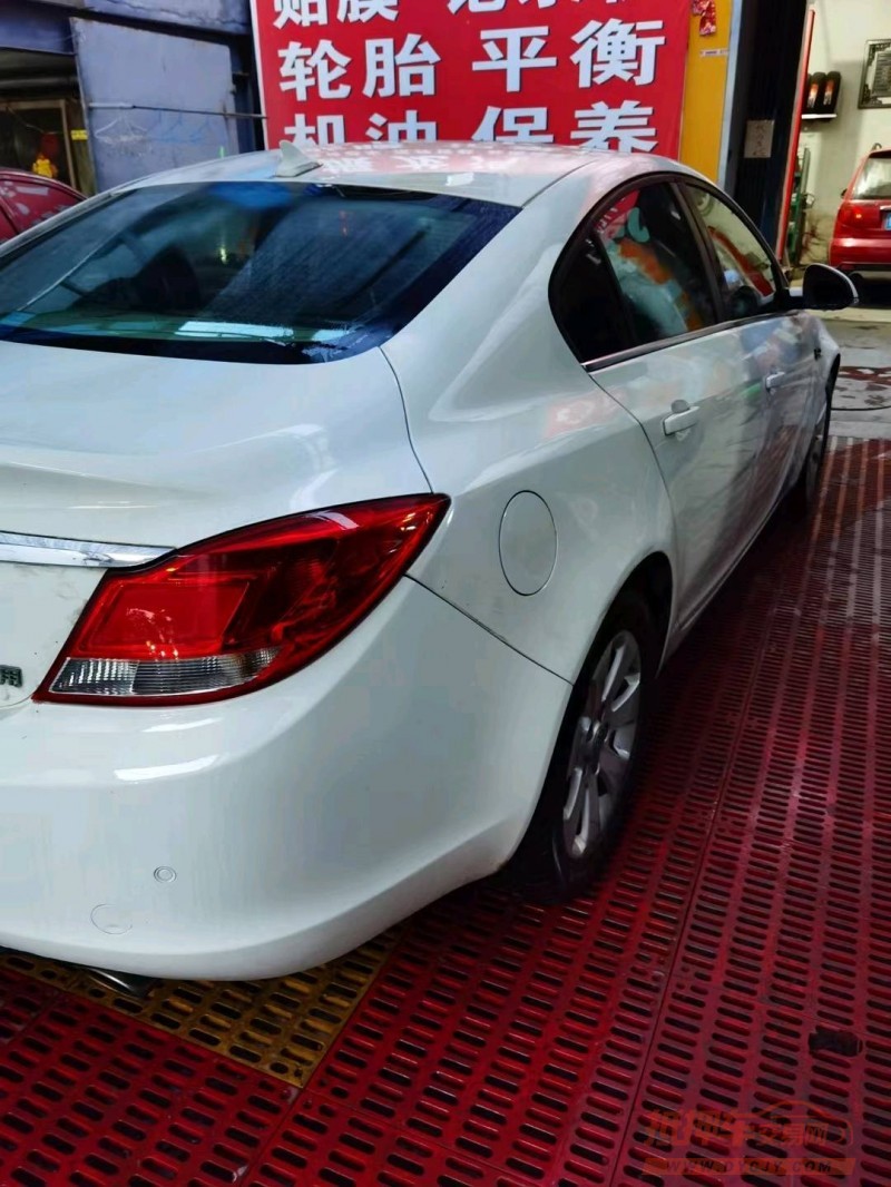 济宁12年别克君威4