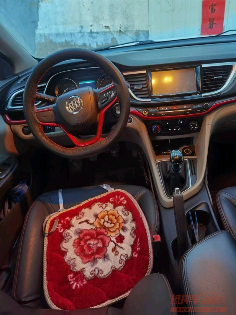 济宁15年别克英朗5