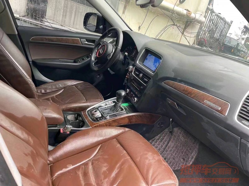 嘉兴14年奥迪Q54