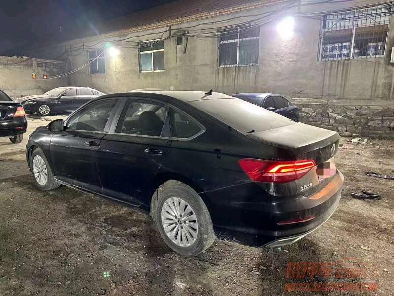 济南20年大众朗逸1