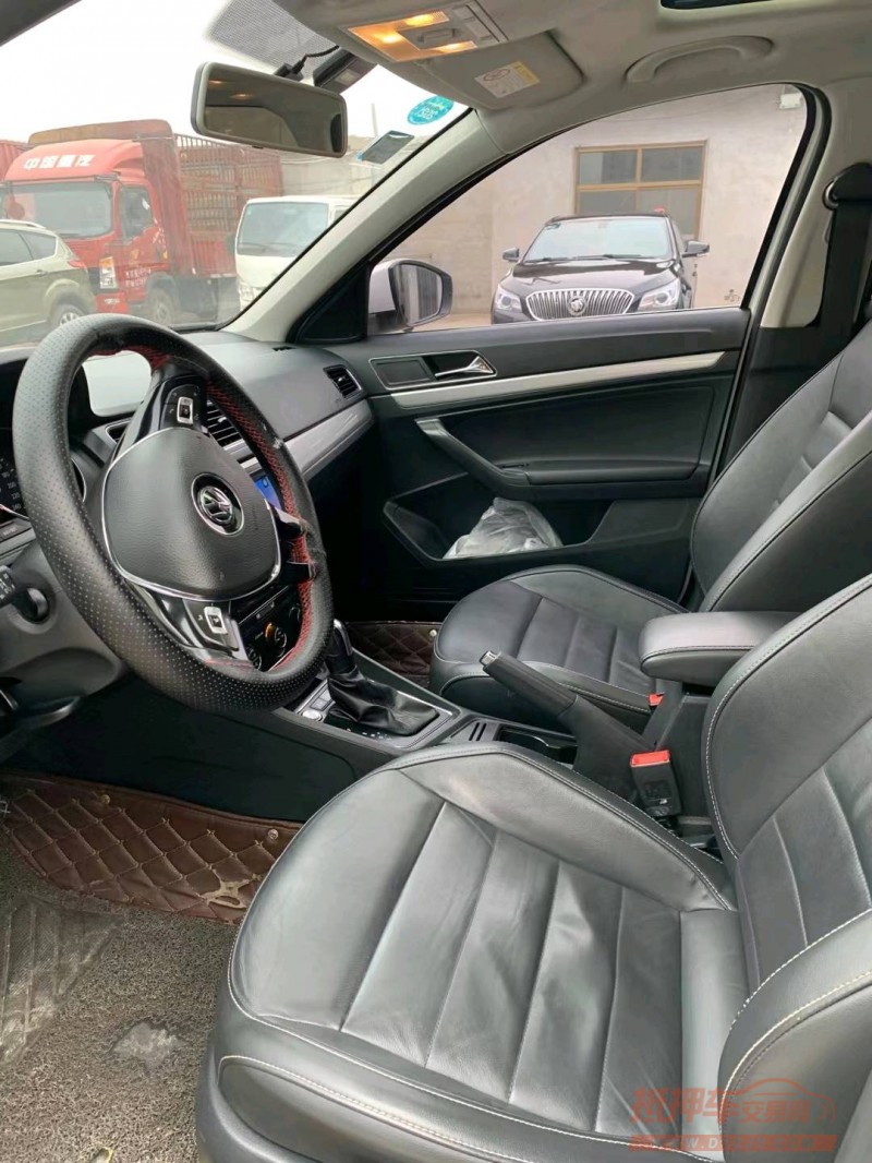 保定18年大众朗行6