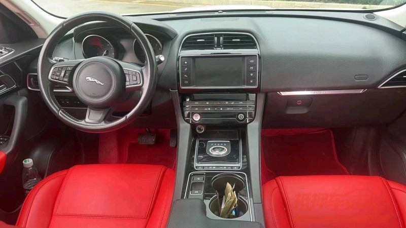 济南16年捷豹F-PACE4