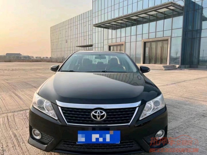 邯郸13年丰田凯美瑞1