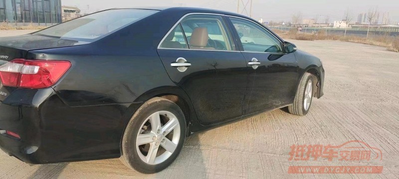 邯郸13年丰田凯美瑞5