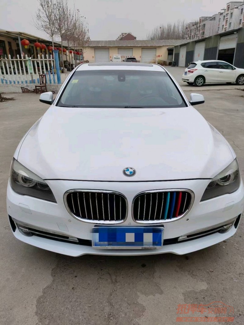 济南10年宝马7系9