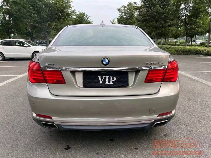 济宁12年宝马7系1