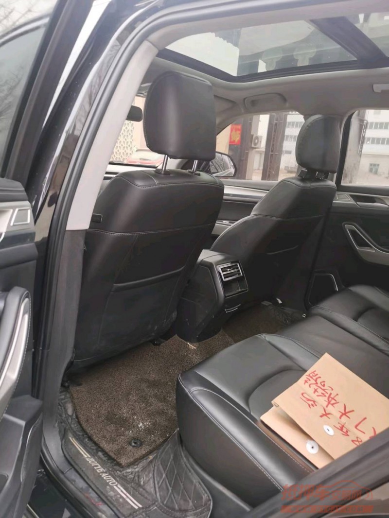 保定18年众泰大迈X75