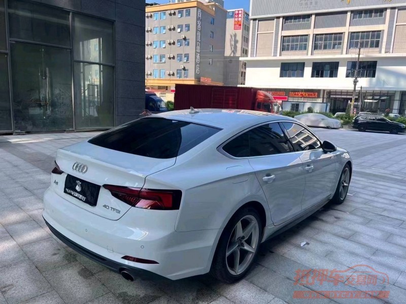 珠海20年奥迪A57