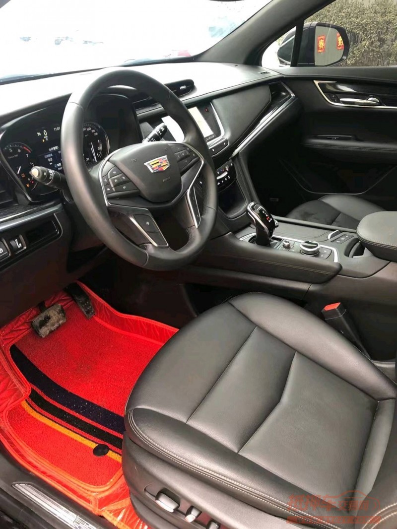 保定21年凯迪拉克XT57