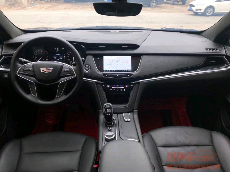 保定21年凯迪拉克XT58