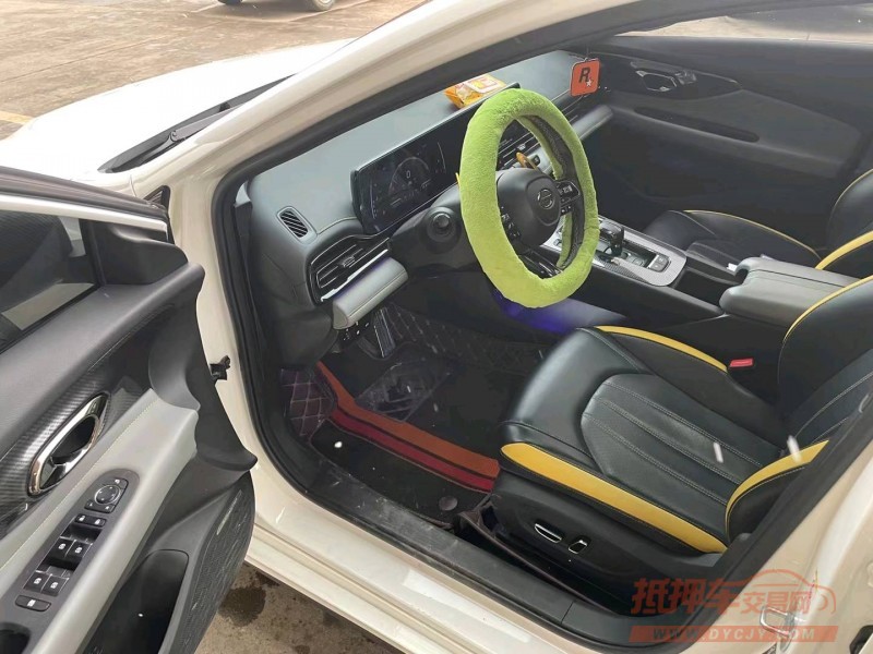 保定22年传祺影豹2