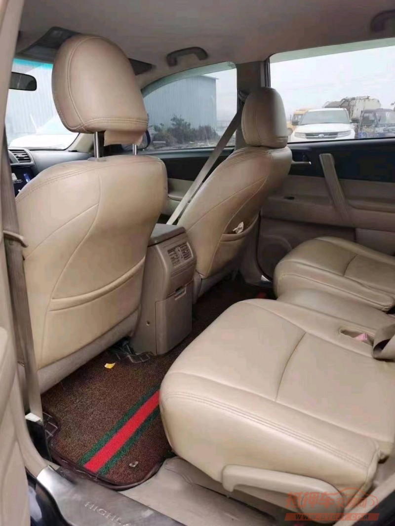 北京10年丰田汉兰达2