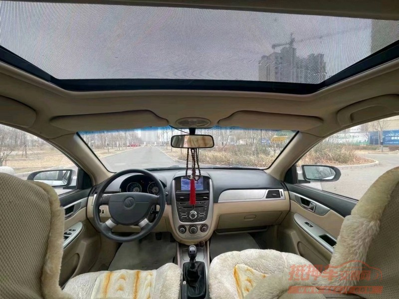 济南12年别克凯越5