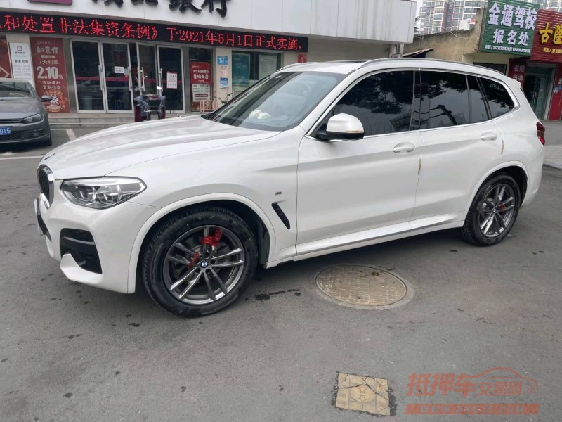 北京21年宝马X38