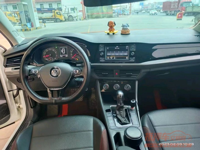 保定19年大众宝来7