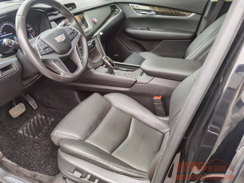 保定17年凯迪拉克XT54