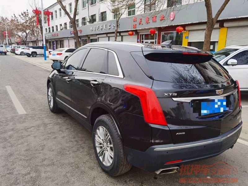 保定17年凯迪拉克XT57