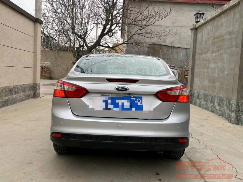 保定14年福特福克斯9