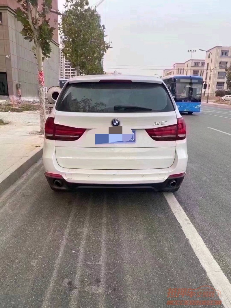 北京17年宝马X57