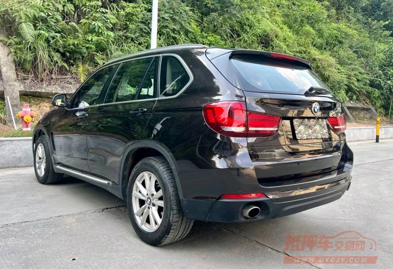 广州18年宝马X57