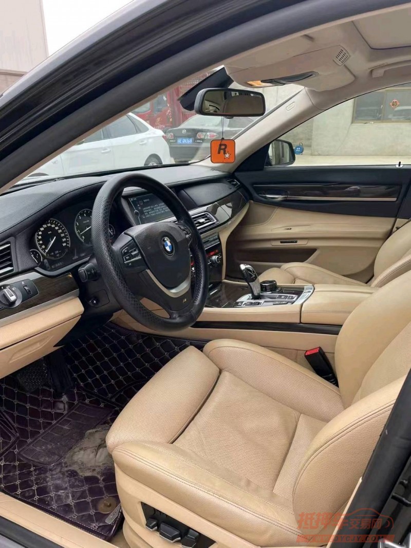 保定12年宝马7系4
