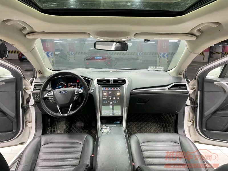 成都17年福特蒙迪欧2