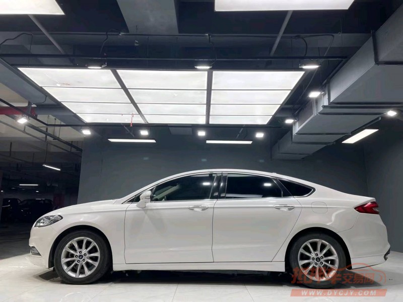 成都17年福特蒙迪欧8