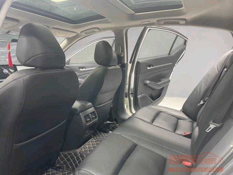 成都19年日产天籁5