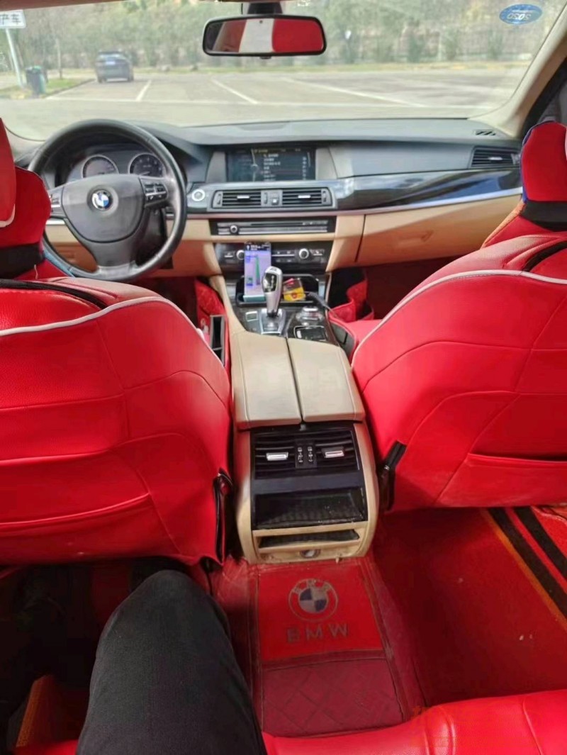 济南12年宝马5系3