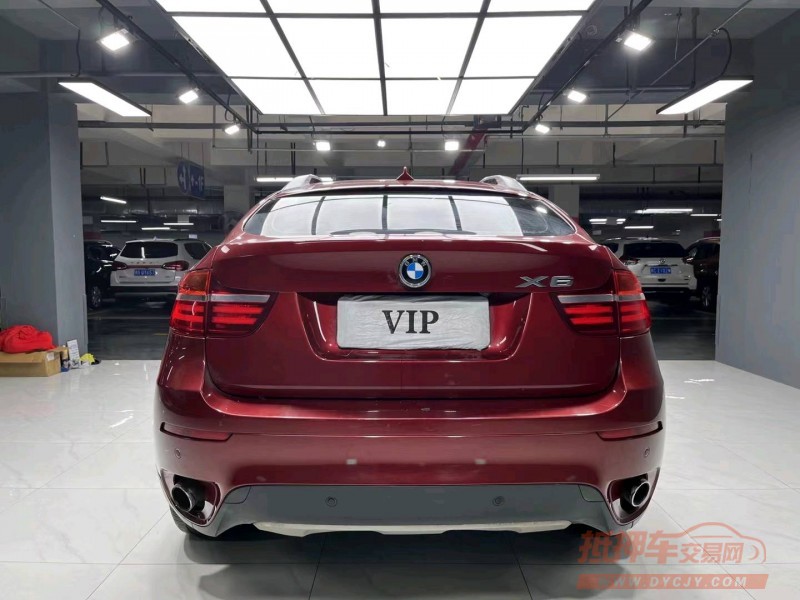 成都14年宝马X67