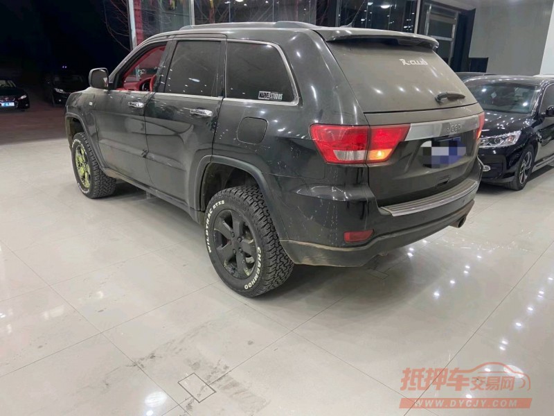 枣庄12年Jeep大切诺基9