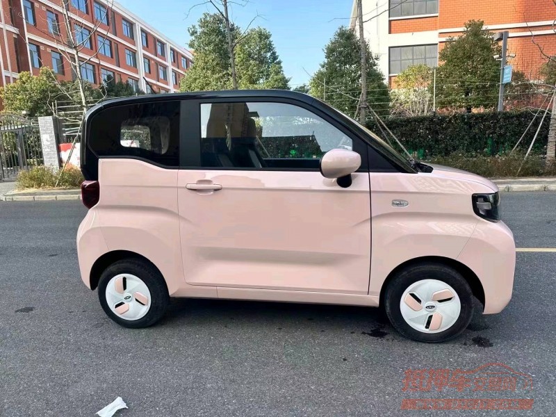 淮南22年奇瑞QQ9