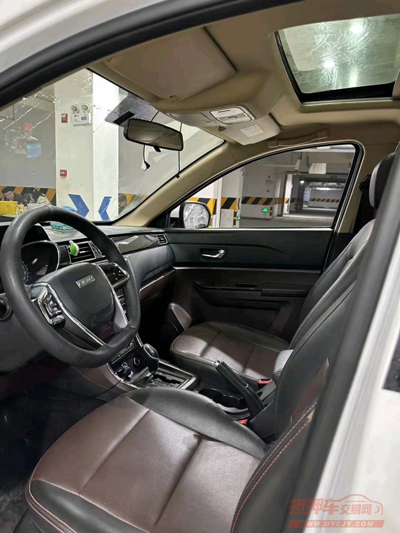 成都18年力帆汽车迈威7